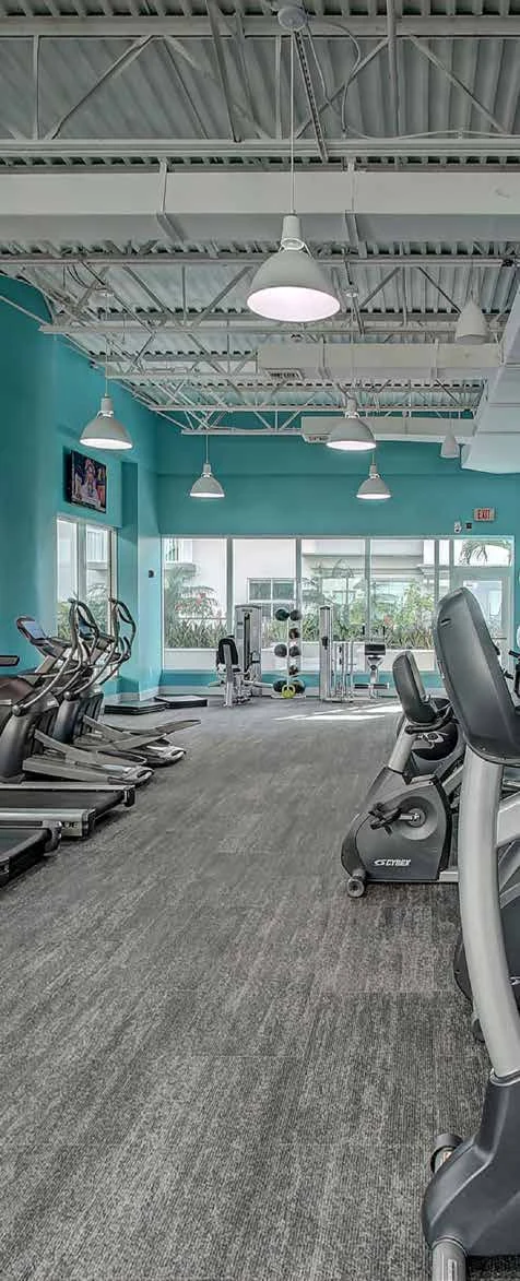 Fitnessstudio oder Home-Workout?